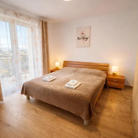 Modern Smart Apartment, Garage & View * Lipany